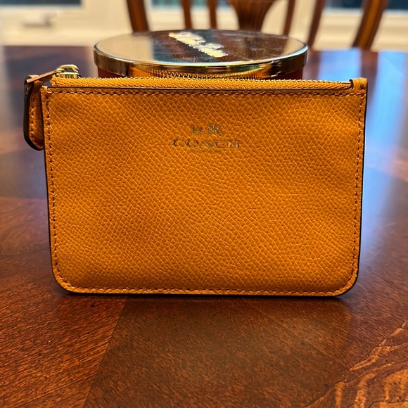 Coach Handbags - Coach change wallet